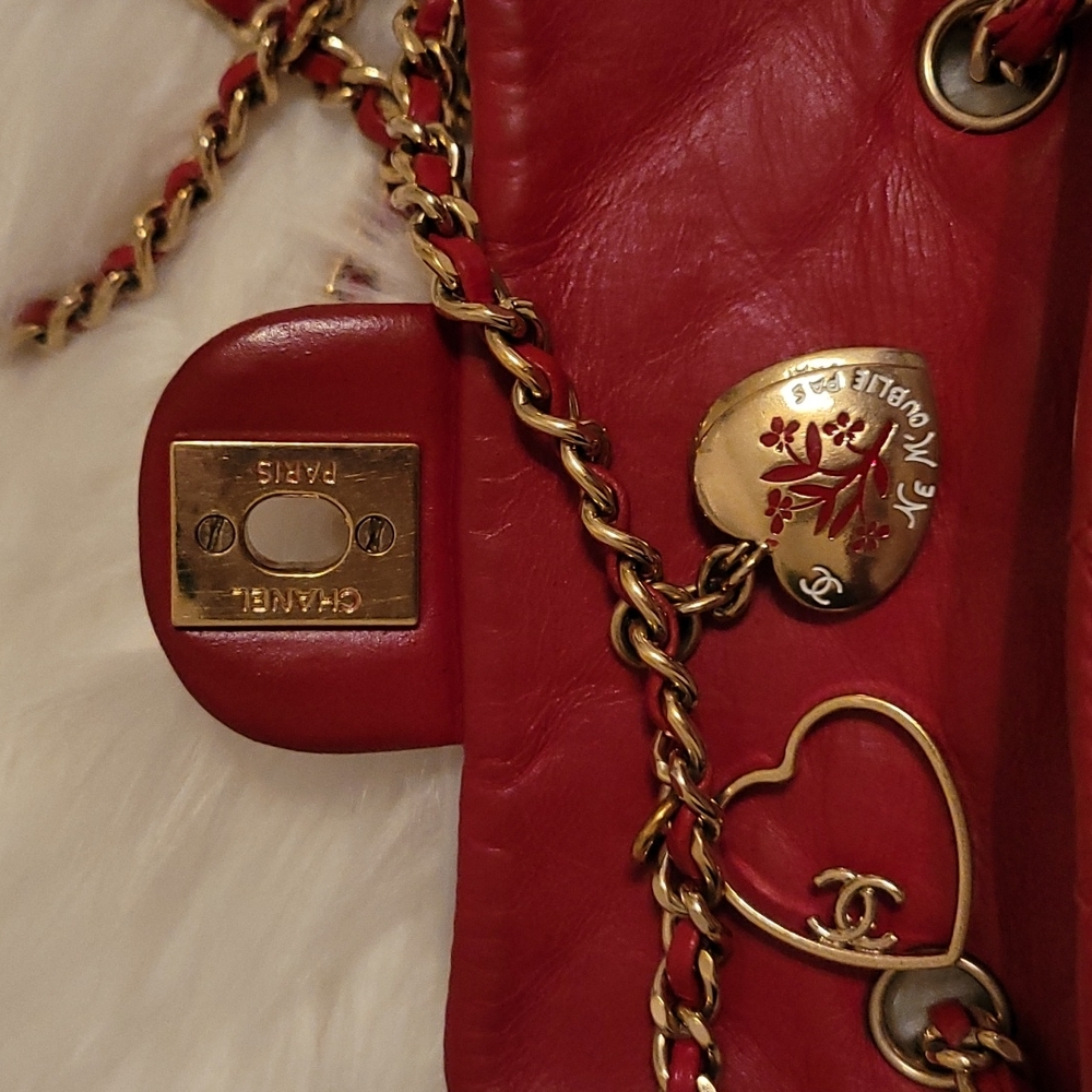 ๐SOLD Bonne Chanel Mini Bag - Picture 10 of 11